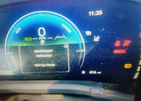 2025 Toyota Camry Le z USA, uszkodzony, nr VIN 4T1DAACK2SU568579